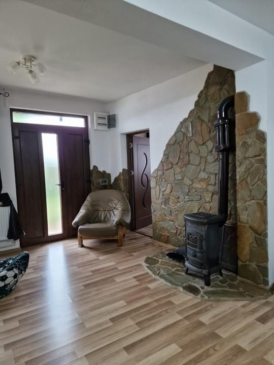 Casă cu piscină de vânzare – Răzvad, Dâmbovița – fotografia 7 din 18