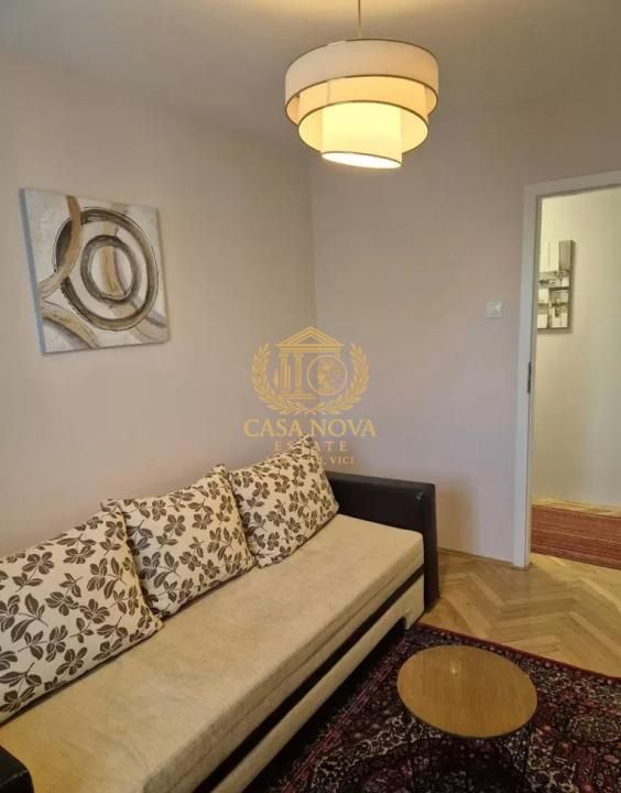 Apartament 3 camere 70mp, cartier Andrei Muresanu, parcare – fotografia 4 din 8