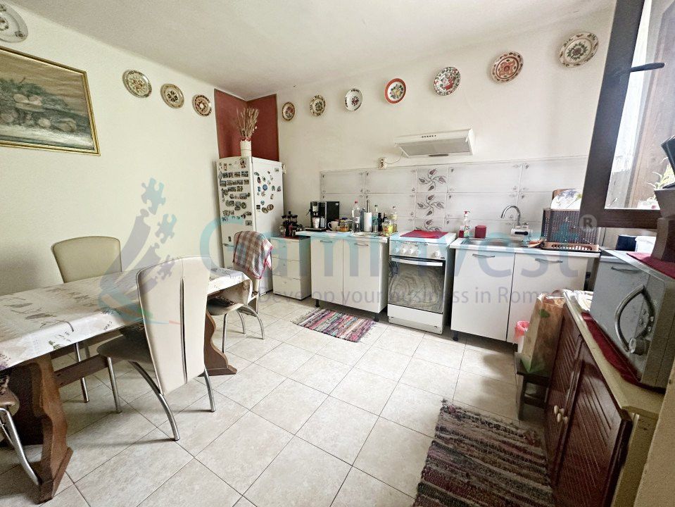 Casa singur in curte de vanzare, 2 minute de Sirul Canonicilor, Oradea – fotografia 3 din 8
