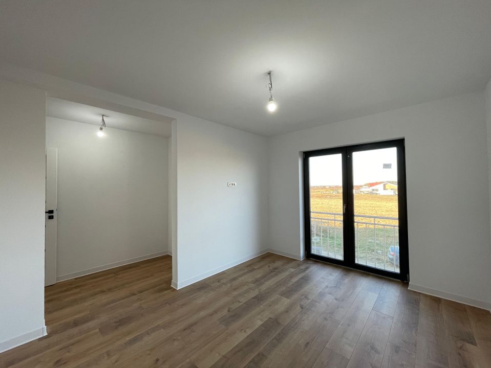 Duplex despartit prin camera tehnica  finisaje premium Mosnita – fotografia 10 din 19