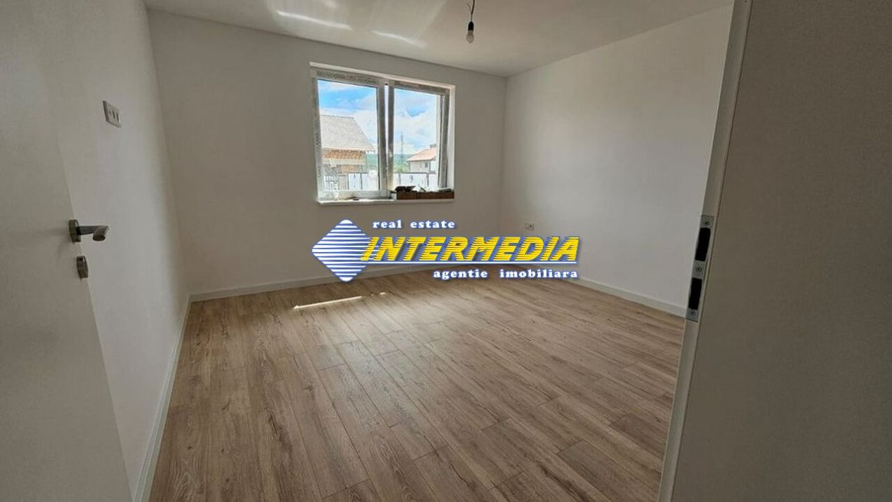 Casa noua de vanzare in Alba Iulia 4 camere teren aferent 423 mp – fotografia 3 din 5