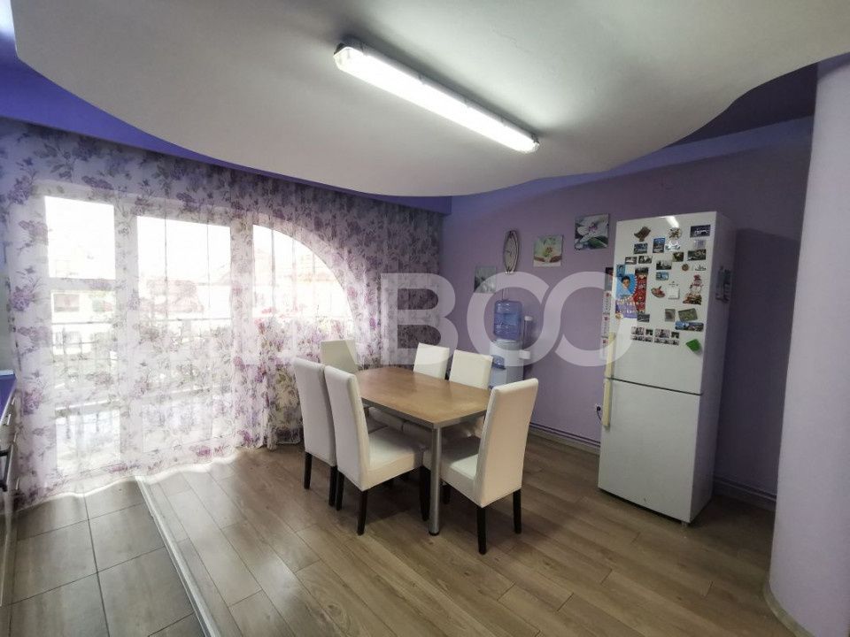 Casa in zona Centrala cu 8 camere mobilate teren 890 mp – fotografia 10 din 20