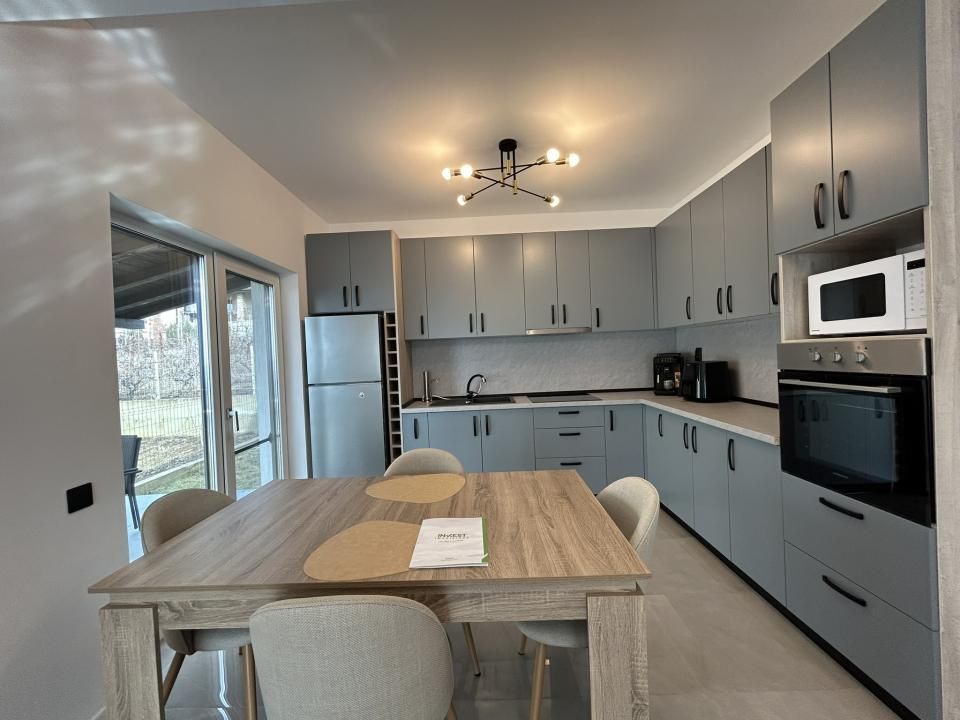 Casă individuală, 5 camere, 3 băi, mobilată complet — Bucium, Iași – fotografia 3 din 17