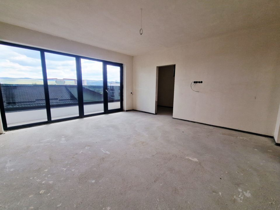 Casa exclusivista cu terasa si vedere panoramica – fotografia 12 din 27