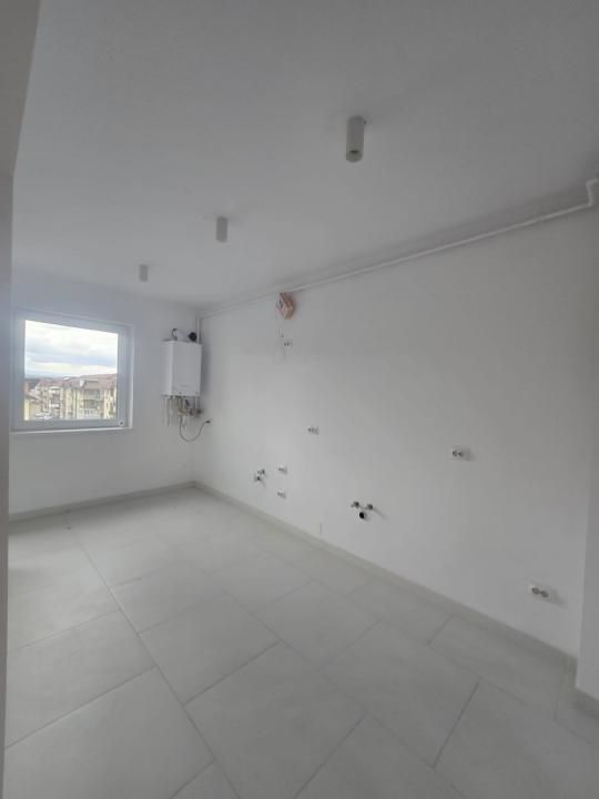 Apartament de închiriat, ideal pentru birou / spațiu comercial | Eroilor – fotografia 3 din 7
