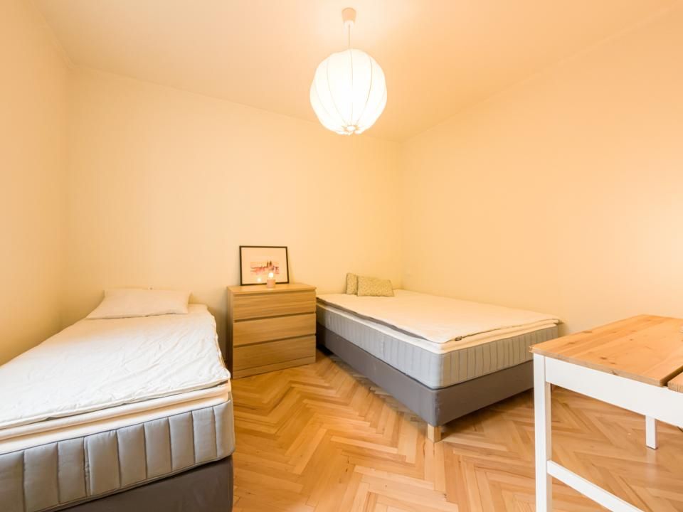 Apartament | 52 MpU | Ultracentral | 3 camere | Ocnei | Etaj 1 – fotografia 13 din 18