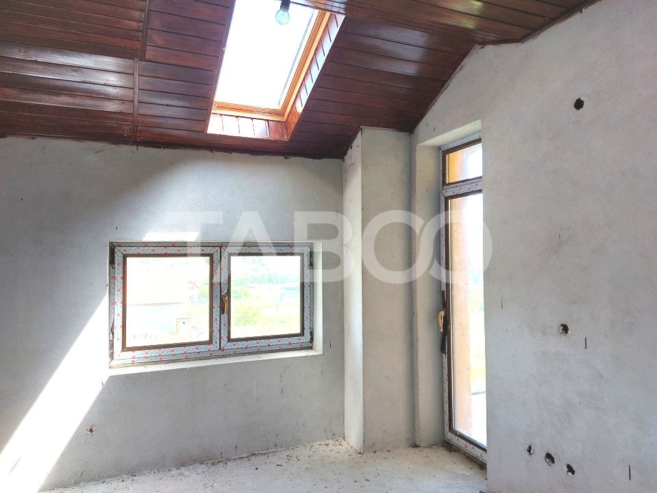 Casa de vanzare cu teren 2000 mp 5 camere  Sura Mare Hamba Sibiu – fotografia 11 din 37