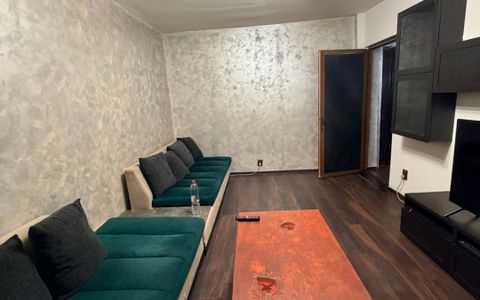 Apartament 2 camere de vanzare in zona CET