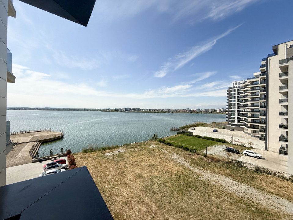 Studio cu vedere la lac Stefan Building Lake – fotografia 7 din 9