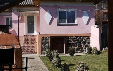 Casă cu 2 Camere și Teren Generos – Aninoasa (Sat Slănic), Argeș