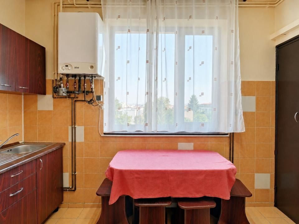 Vânzare apartament cu 2 camere, decomandat, mobilat și utilat - Bld. Griviței – fotografia 4 din 14