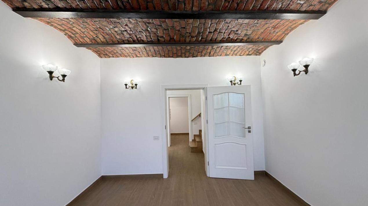 FIRST RENT | Villa - 5 Rooms  | Victoriei - Titulescu – fotografia 5 din 12