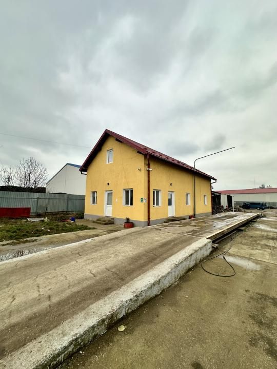 Platformă industrială 4000 mp + birouri + cântar auto, Oradea – fotografia 1 din 7