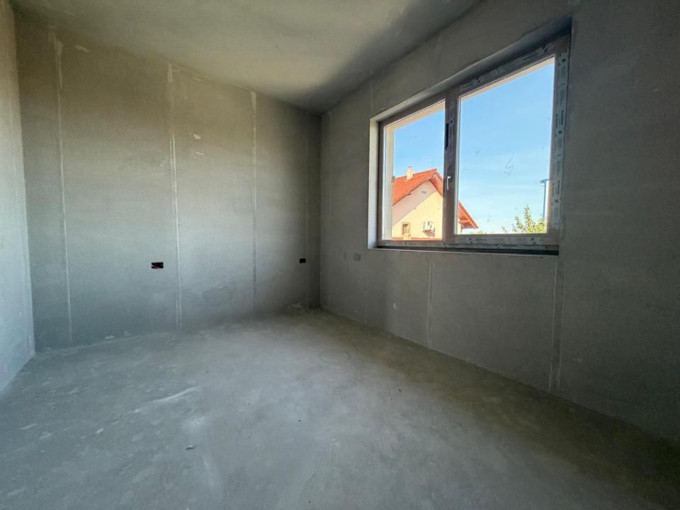 COMISION 0 | Duplex in Sacalaz | Toate utilitatile | Asfalt | Zona excelenta | – fotografia 9 din 16