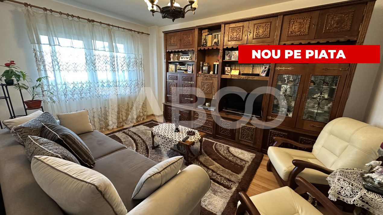 Apartament  4 camere 2 ba in bloc cu lift pivnita Mihai Viteazul Sibiu – fotografia 3 din 16