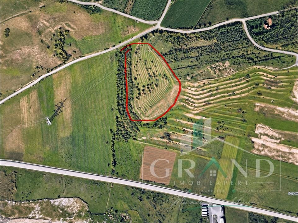 Teren cu suprafata 9100mp, zona Sub Coastă, Cluj-Napoca – fotografia 1 din 2