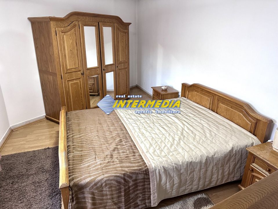 Casa 6 camere 300 mp utili de vanzare Centru cu spatiu comercial teren 400 mp – fotografia 6 din 17