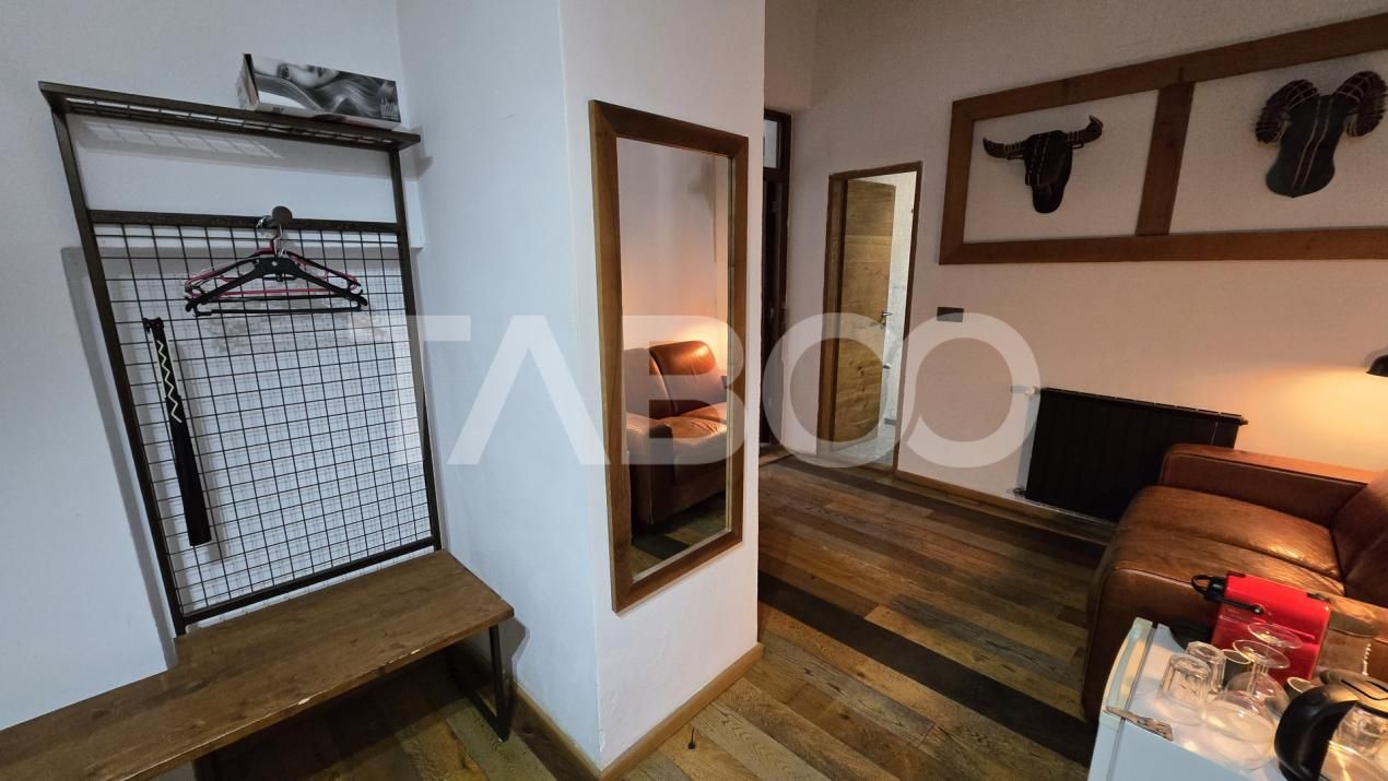 Doua garsoniere de vanzare pentru regim hotelier zona Orasului De jos – fotografia 10 din 12
