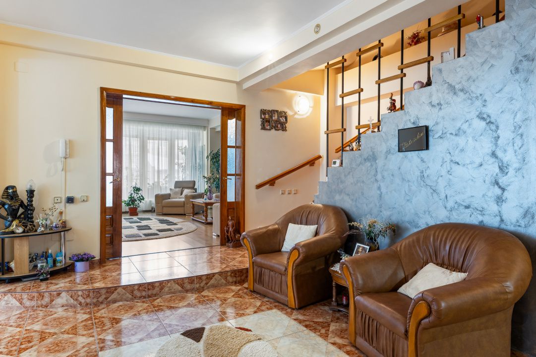 Vila de vânzare Faleza Nord de 557 mpt compusă din 3 apartamente lângă ZoomBeach – fotografia 7 din 25