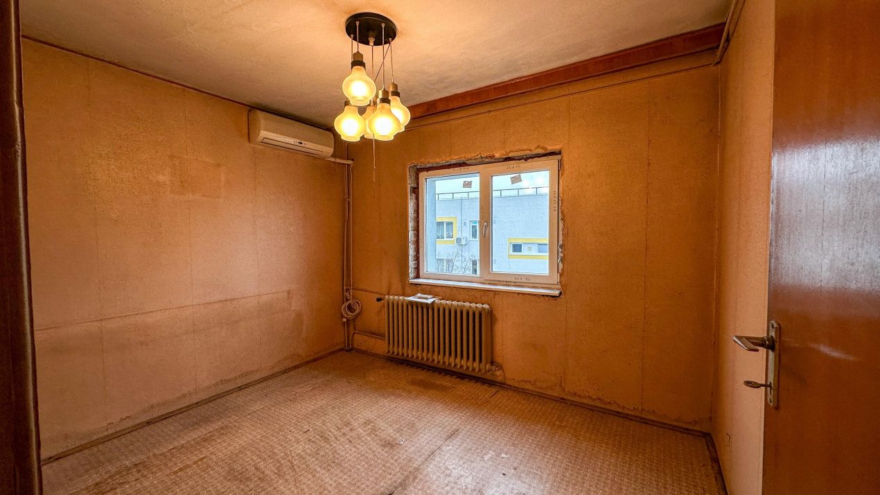Apartament cu 4 camere | 81,5 mp | 2 bai | 2 Balcoane | Dunavat 14 | De Renovat – fotografia 3 din 7