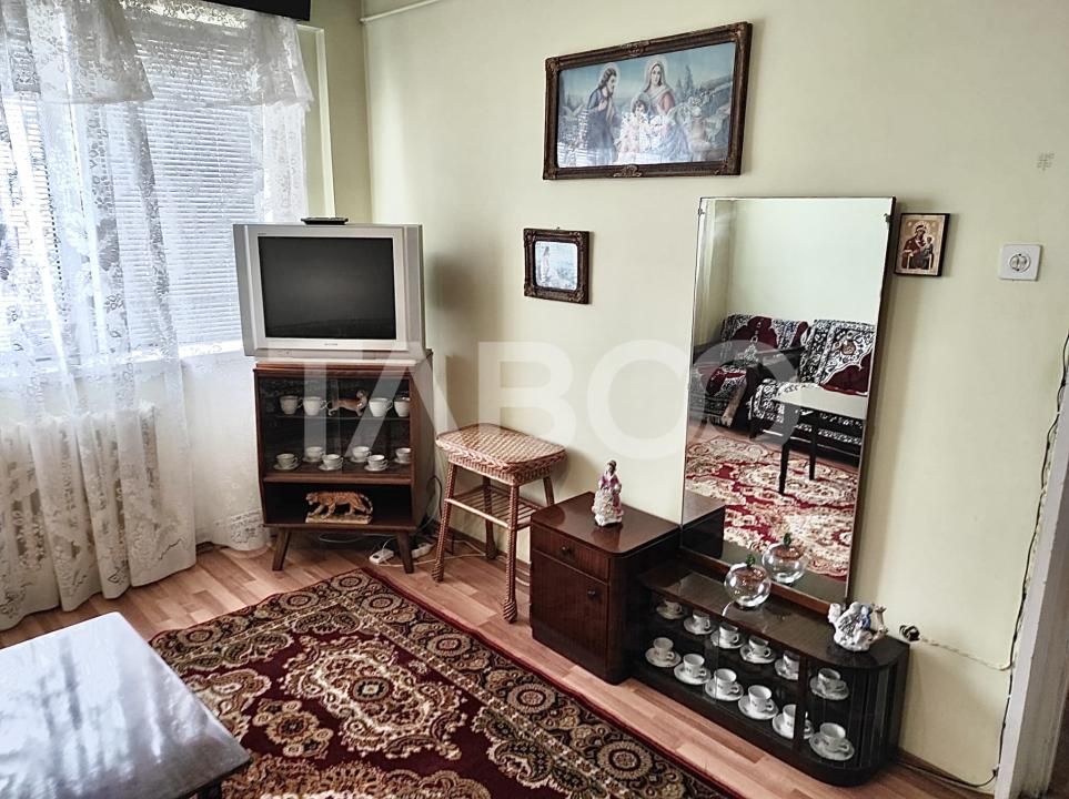 Apartament cu 2 camere de vanzare in Gheorgheni izolat balcon si boxa – fotografia 1 din 8