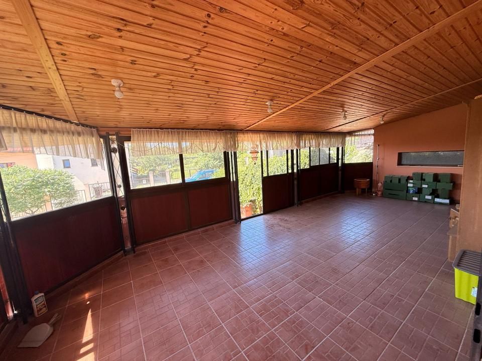 Vilă spațioasă cu teren de 1.008 mp în Ștefănești, Argeș | D+P+E+M – fotografia 4 din 19
