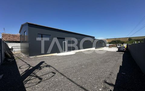 Spatiu comercial de inchiriat 176 mp acces auto in curte Rusciori