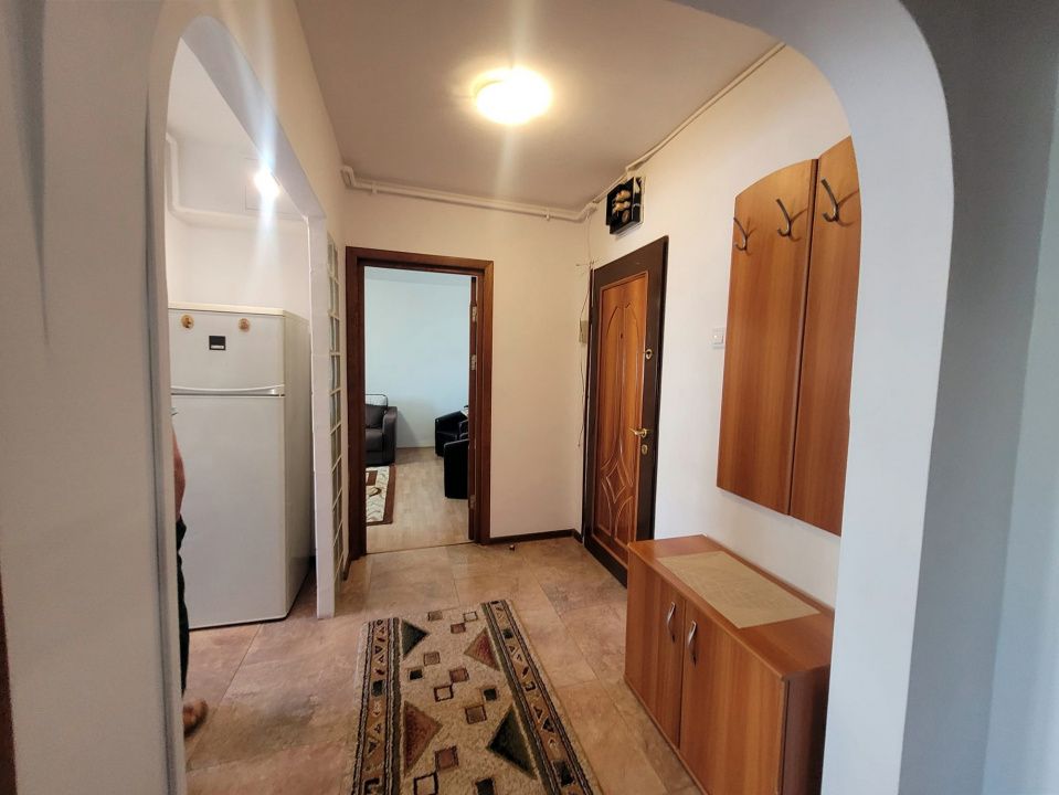 OMV- Tomis Nord- 2 camere decomandate, mobilate, cu centrala pe gaz – fotografia 8 din 9