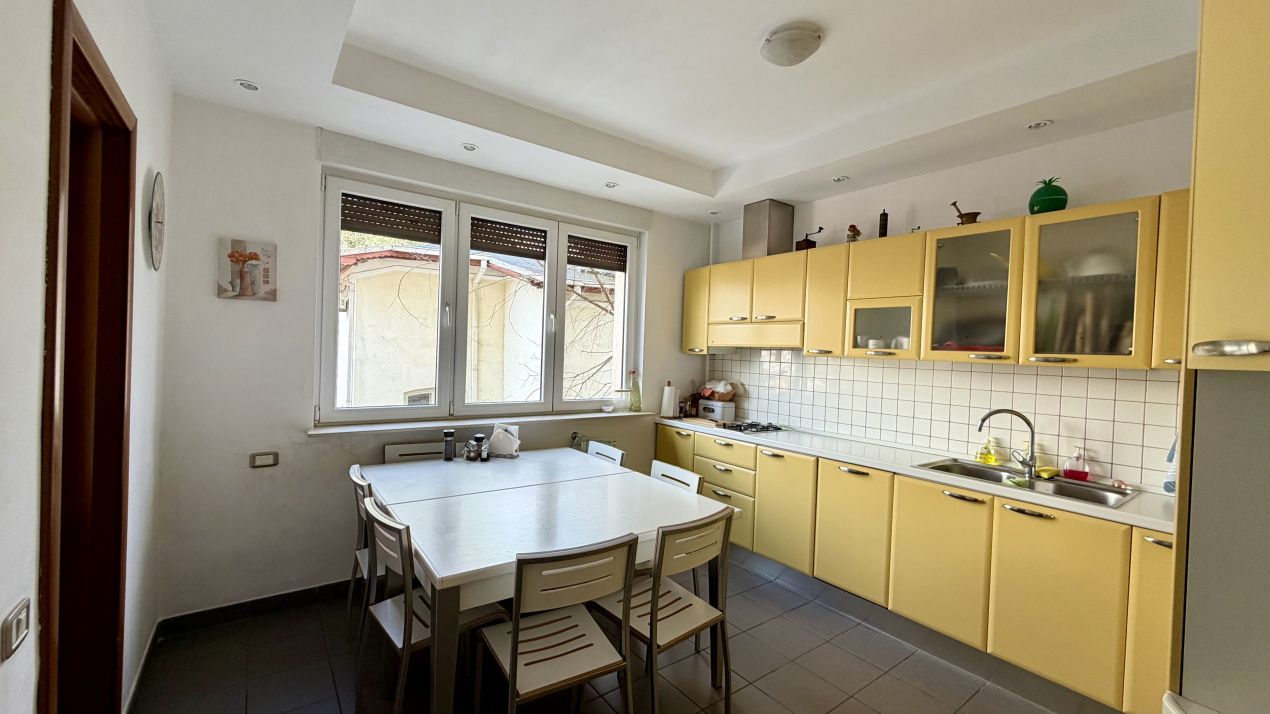 Apartament 237 mp  Barbu Văcărescu – Tei | Vedere Parcul Circului | Garaj – fotografia 12 din 19