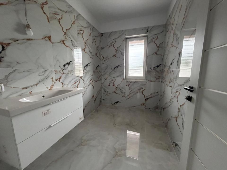 Duplex | 110 mp utili | Asfalt | Toate utilitatile | Finisaje premium – fotografia 9 din 15