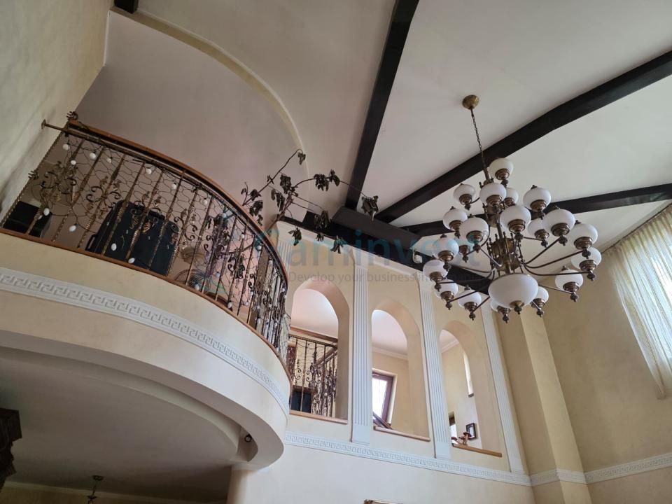 Casa de vanzare cu 4 camere, cartier Grigorescu, Oradea – fotografia 12 din 23