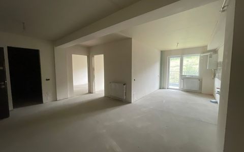 Apartament 3 camere de vanzare semifinisat, parcare subterana!