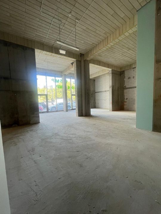 Blevedere Gallery - Fabrica De Glucoza | Spatiu Comercial - Vitrina 7,5ML – fotografia 6 din 8