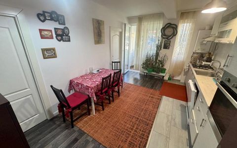 Apartament 3 camere, 50 mp, parter inalt, lift, parcare, zona Terra!
