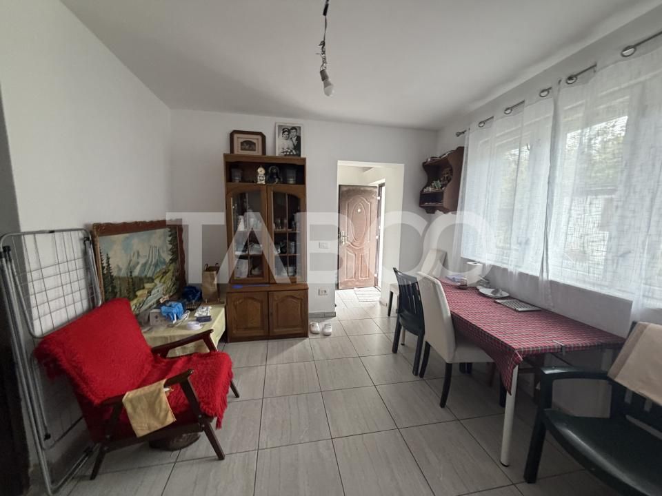 Casa cu potential de investite 8 camere 392 mpu teren 5724 m Gura Vaii – fotografia 10 din 16
