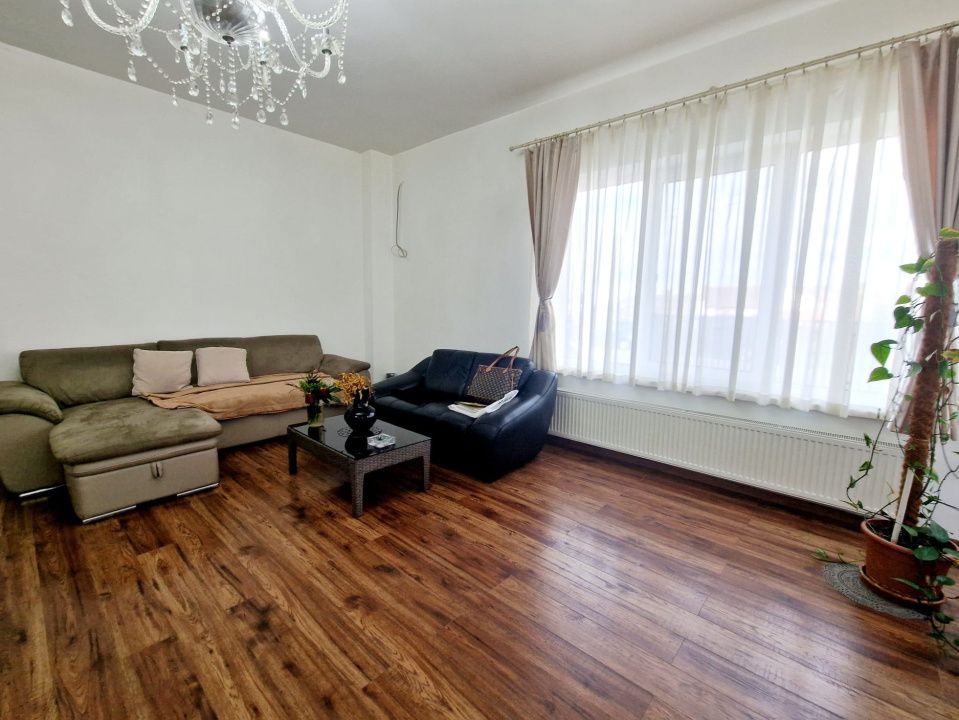 Casa de tip duplex la cheie pe strada Campului – fotografia 7 din 25