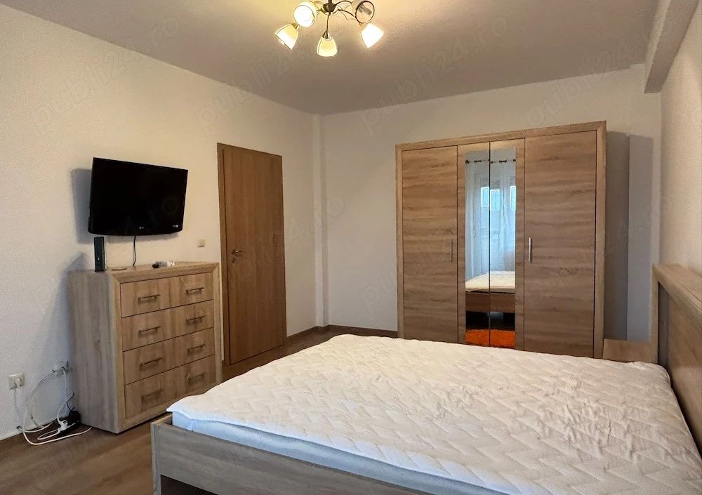 Proprietar închiriez garsonieră, parcare inclusă – fotografia 1 din 5
