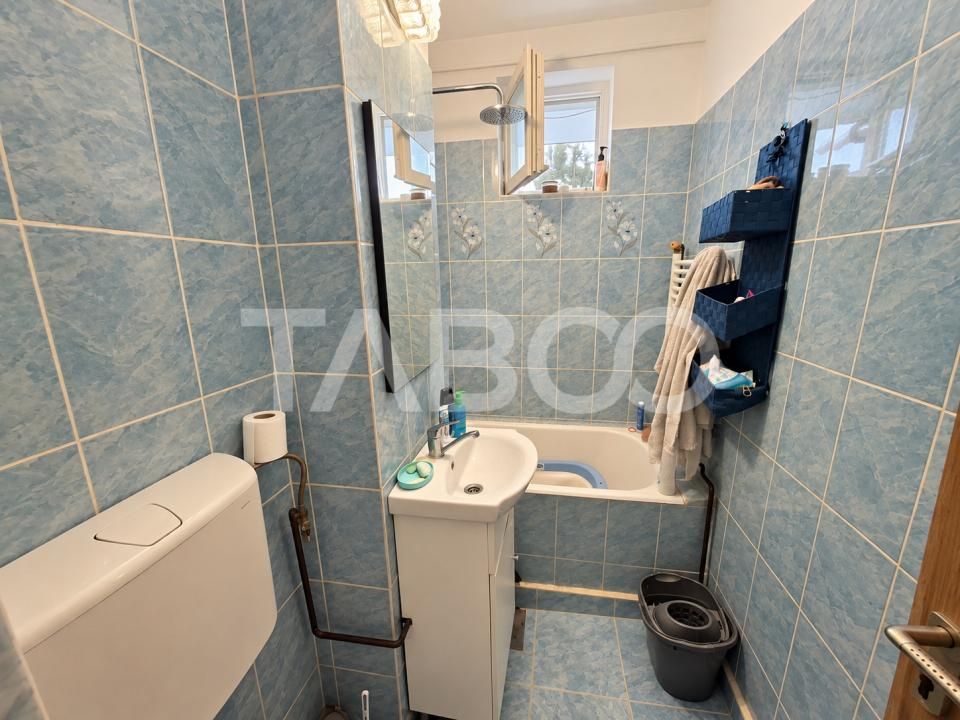 Apartament de vanzare 2 camere balcon Mihai Viteazul etaj 4 – fotografia 12 din 15