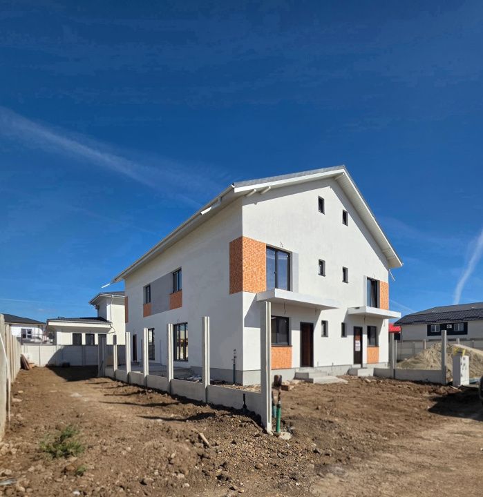 Vila de vanzare 4 camere /Bragadiru strada Preciziei – fotografia 9 din 12