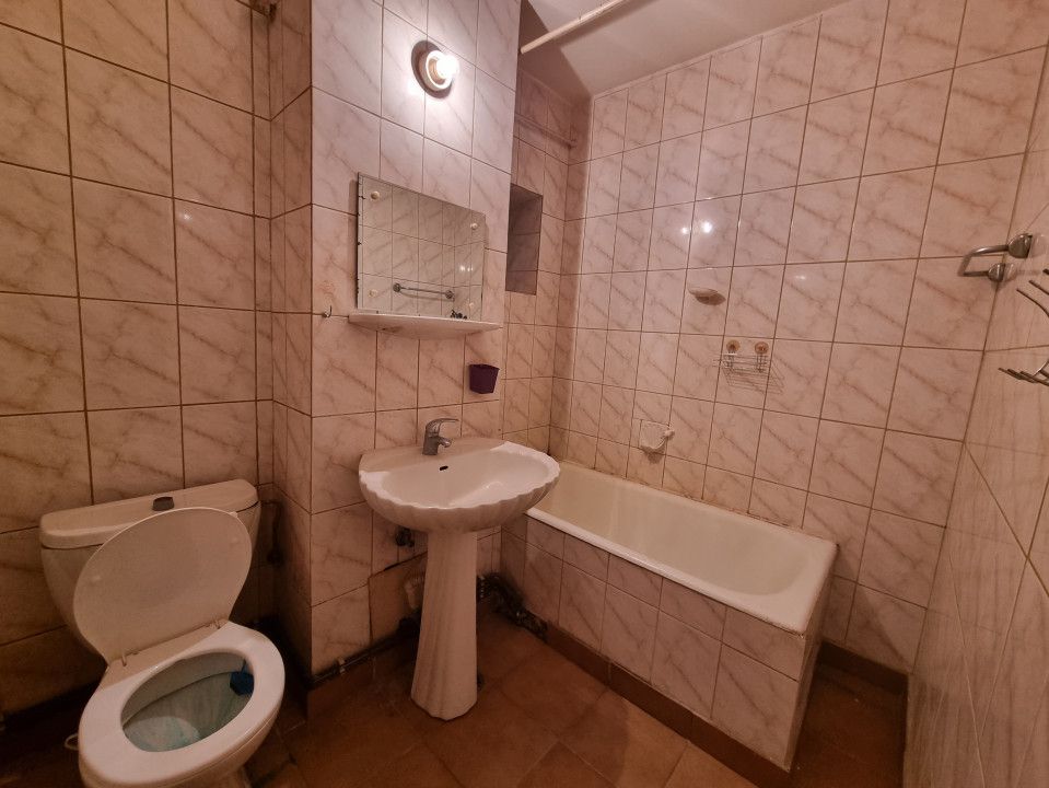 Garsoniera - Birou de închiriat Bacau , Liceul Vranceanu – fotografia 4 din 6