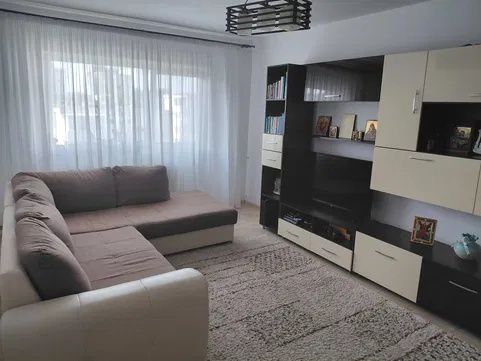 Apartament 3 camere decomandat – Popa Șapcă | 2 băi | Centrală proprie – fotografia 2 din 7