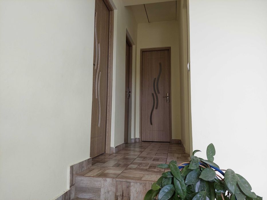 Casa individuala , 4 camere, 500 mp teren , finisata, Floresti – fotografia 2 din 12