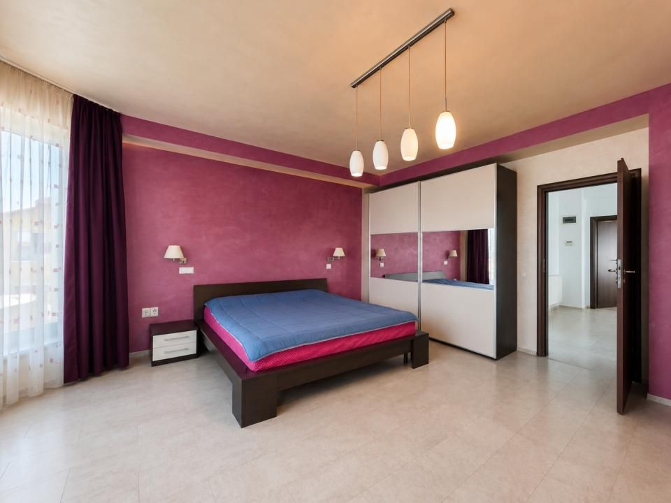 Vilă 6 camere Crevedia | 243 mp utili | Spațiu pentru întreaga familie – fotografia 5 din 18