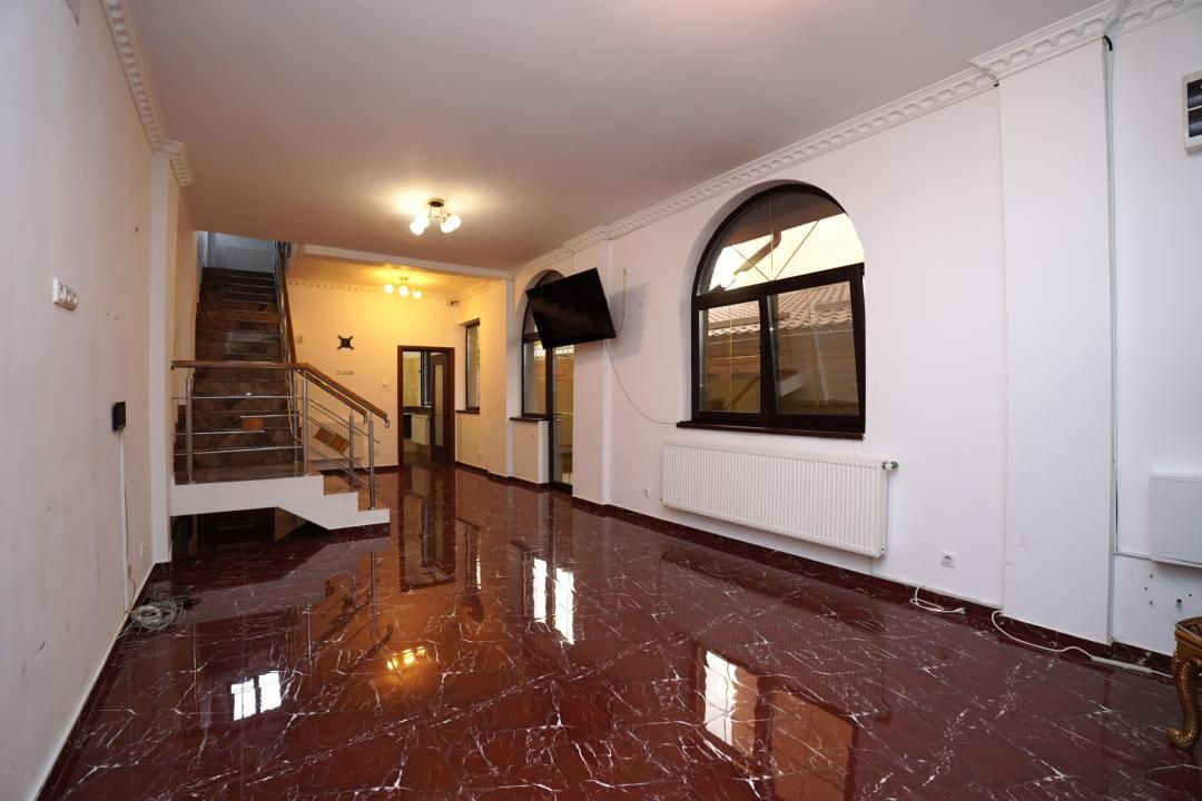 Inchiriere Vila |  Vitan Mall - Dristor | 7 Camere P+2+Curte+Parcare – fotografia 4 din 18