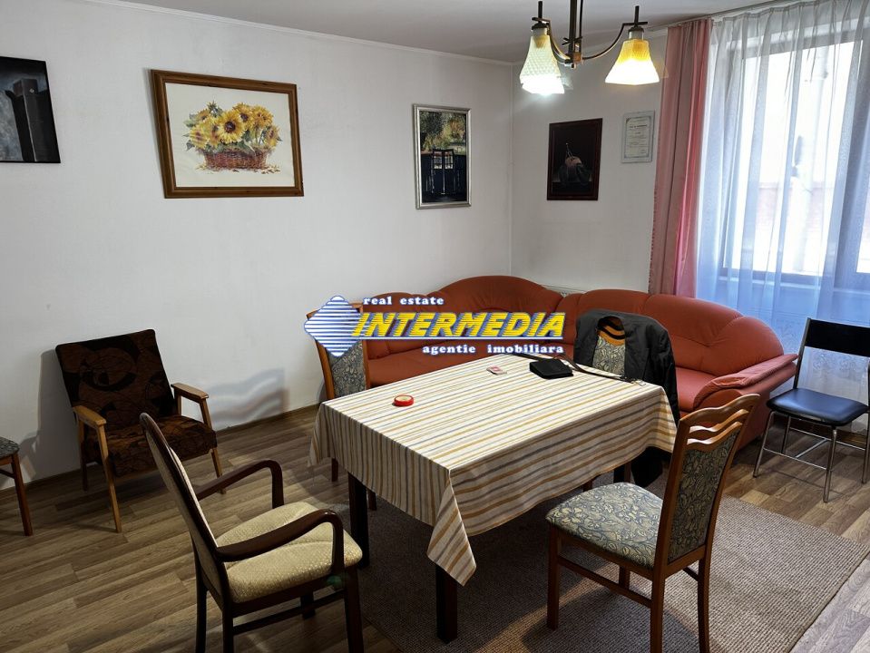Spatiu 90 mp de inchiriat in Centru Alba Iulia zona Finante – fotografia 4 din 13