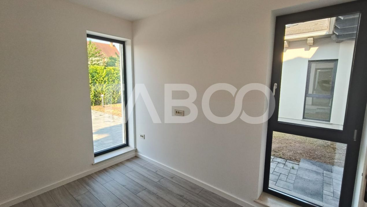 Casa noua de lux model deosebit de vanzare in Sebes – fotografia 11 din 19