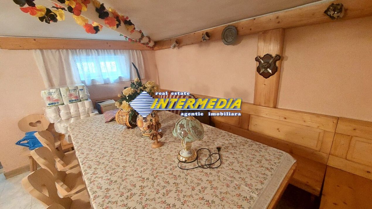 Casa de vanzare cu 5 camere in cartier Cetate Alba Iulia finisata D+P+E – fotografia 9 din 15