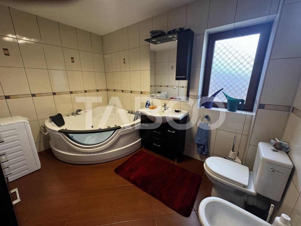 Casa de vanzare cu 5 camere 3 bai curte privata Turnisor Sibiu – fotografia 10 din 24