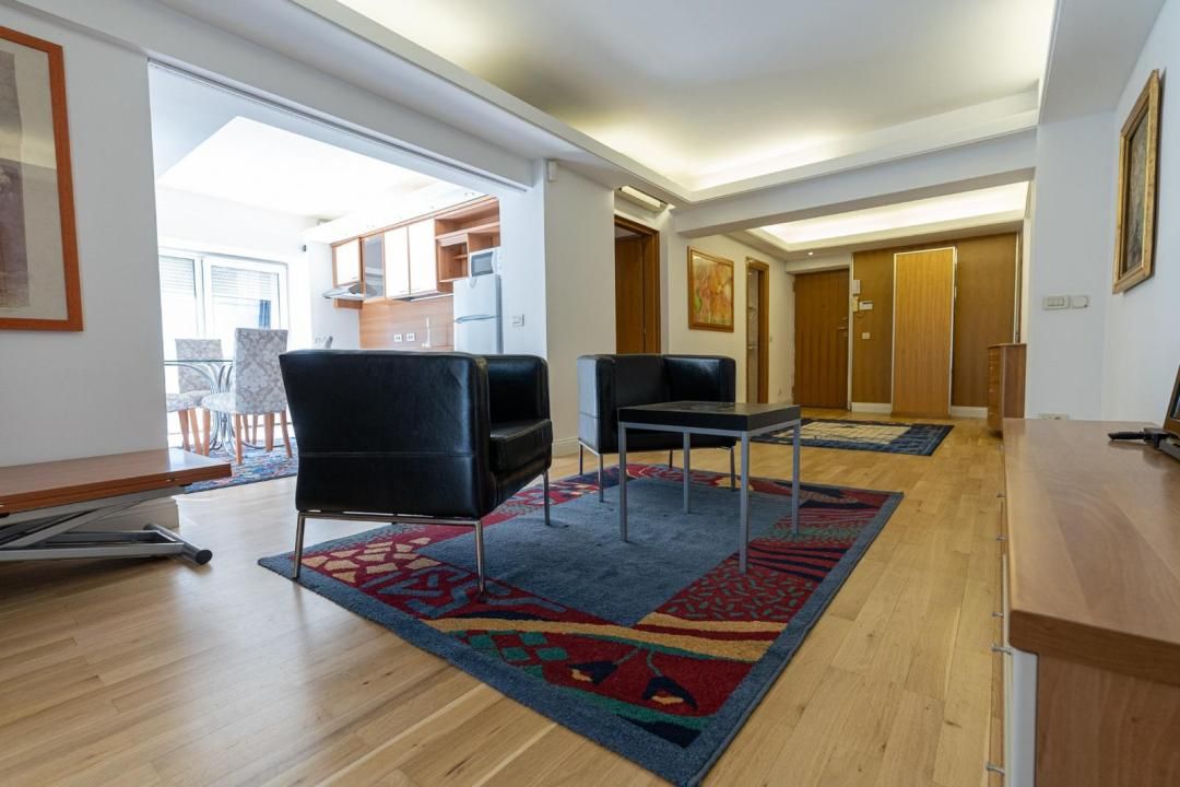 Apartament 2 camere, doua grupri sanitare 67MP | Bd.  Unirii- Acces si Vedere Bd – fotografia 2 din 12