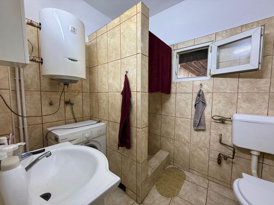 Casa cu 3 camere, 100 mp utili, 300mp teren- zona Blascovici – fotografia 5 din 6